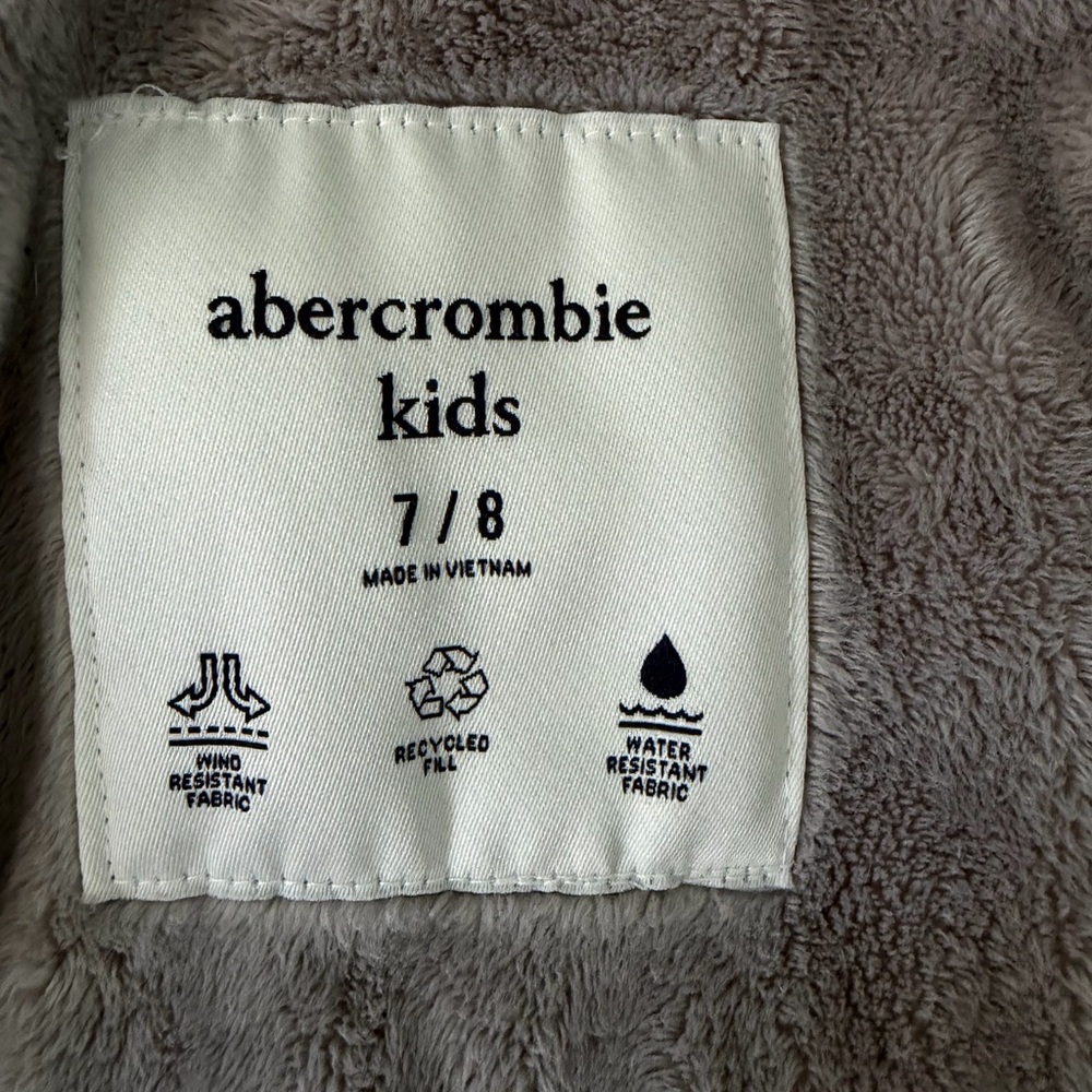 Abercrombie Kids Girls Puffer Jacket Size 7/8 Gray –Water-Resistant – Pre-Owned - Picture 15 of 16